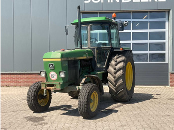 Farm tractor JOHN DEERE 40 Series