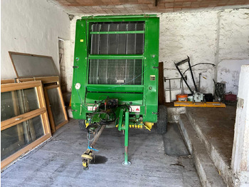 Round baler John Deere 550: picture 3