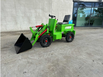 Compact track loader