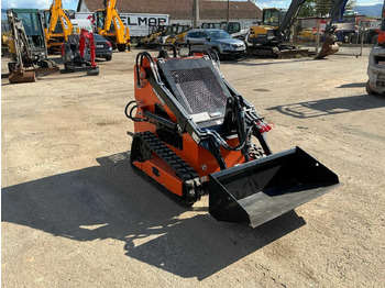 Compact track loader