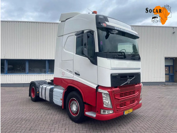 Tractor unit VOLVO FH13 460