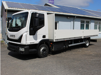 Flatbed van IVECO