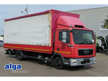 Curtain side van MAN