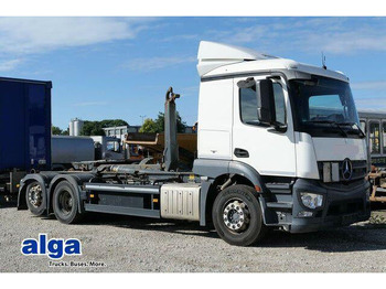 Hook lift truck MERCEDES-BENZ Actros 2543