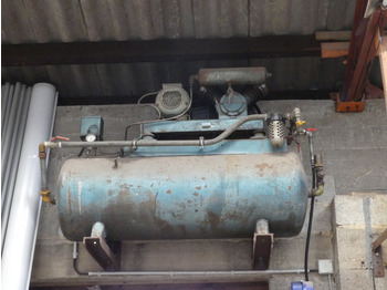 Air compressor Compresseur 300 litres (vintage) marque et modèle illisible: picture 3