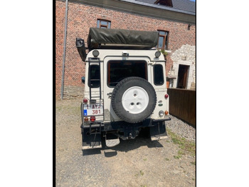 Car LAND ROVER