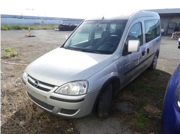 Car OPEL