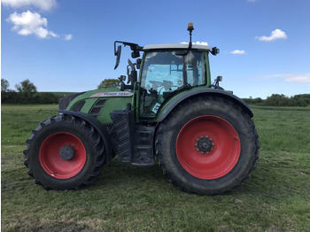 Farm tractor FENDT 724 Vario