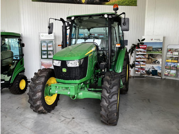 Farm tractor JOHN DEERE 5075E