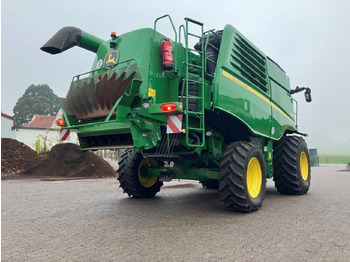 Combine harvester John Deere T560: picture 5 Combine harvester John Deere T560: picture 5