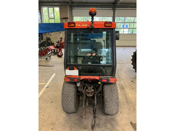 Municipal tractor Kubota B2110: picture 3