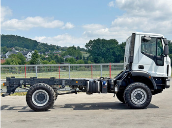 Cab chassis truck Iveco EUROCARGO 110-250* PLATFORM 4,60 m* 4x4: picture 4
