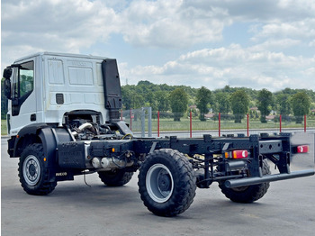 Cab chassis truck Iveco EUROCARGO 110-250* PLATFORM 4,60 m* 4x4: picture 5