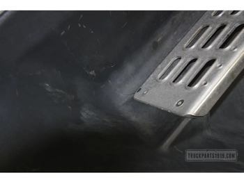 Footstep for Truck Volvo Body & Chassis Parts Instapbak Volvo FH RH.: picture 3