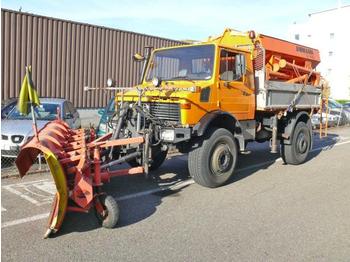 Municipal/ Special vehicle UNIMOG Unimog U 1700: picture 1