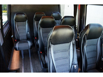 New Combi van Mercedes 319 L3H2 9-Sitzer: picture 3
