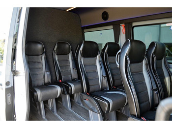 New Combi van Mercedes 319 L3H2 9-Sitzer: picture 4
