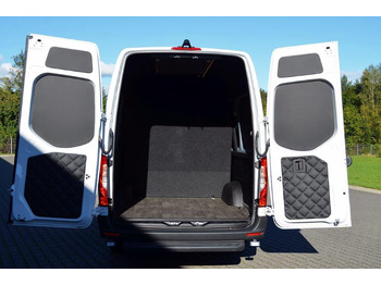 New Combi van Mercedes 319 L3H2 9-Sitzer: picture 5