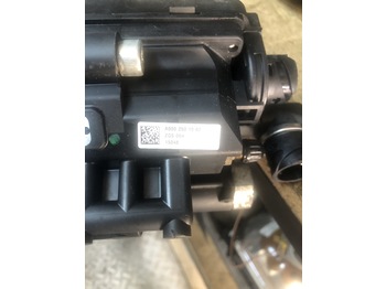 Clutch cylinder for Truck MERCEDES-BENZ ACTROS MP4 CLUTCH BOOSTER: picture 3