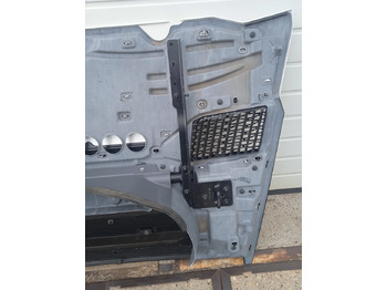 Grill for Truck DAF XG, XG+, COMPLETE BOVEN GRILLE | GEBRUIKT | 000238: picture 4