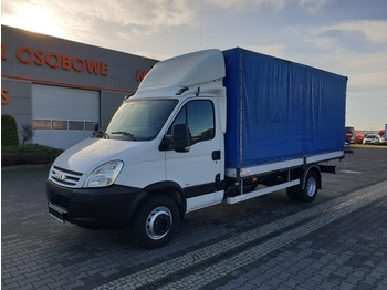 Curtain side van IVECO Daily