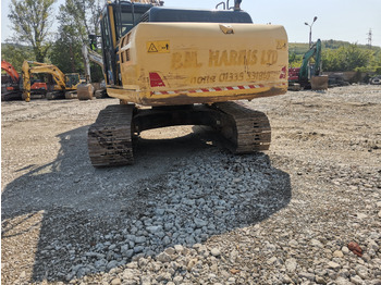 Excavator KOMATSU PC240: picture 3