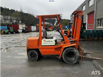 Lease a Toyota 02-3FD30 Toyota 02-3FD30: picture 4