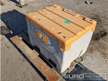 Storage tank 200L Fuel Bowser: picture 2 Storage tank 200L Fuel Bowser: picture 2