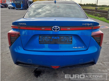 Car 2017 Toyota Mirai Fuel Cell, Hydrogen Hybrid, Automatic (German Reg. Docs. Available): picture 4