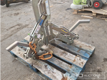 Material handling equipment Probst Manhole Installation Clamp: picture 4