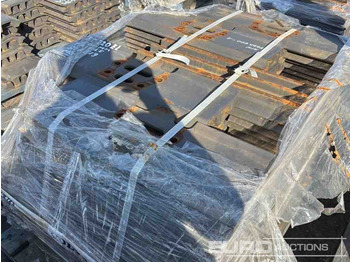 Spare parts for Excavator 600mm Steel Track Plates: picture 3