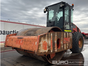 Roller CATERPILLAR CS74