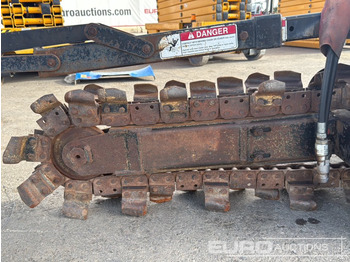 Trencher JCB 165 Robot: picture 5