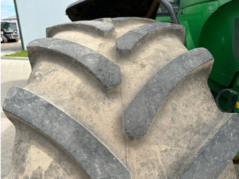 Farm tractor John Deere 7230R: picture 5
