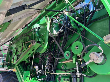 Combine harvester John Deere T660 i Hillmaster: picture 3
