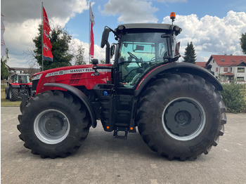 Farm tractor MASSEY FERGUSON 8735