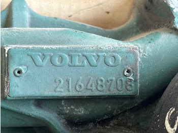 Engine and parts for Truck VOLVO WATER PUMP 21648708: picture 3