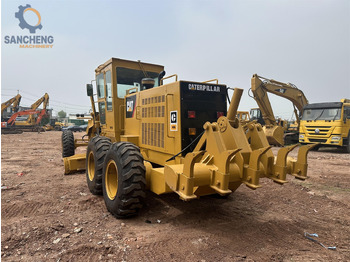Grader CAT 140G: picture 2
