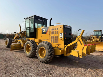 Grader CATERPILLAR 120H: picture 5