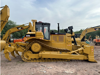 Bulldozer CATERPILLAR D7R: picture 4