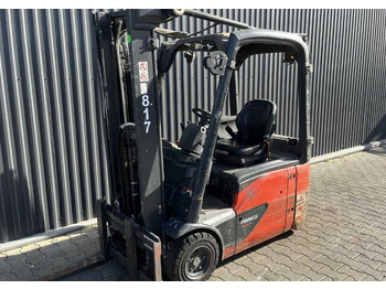 Electric forklift LINDE E16
