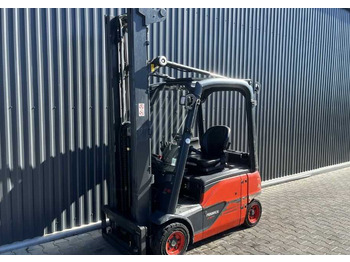 Electric forklift LINDE E16