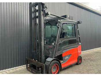 Electric forklift LINDE E