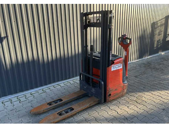 Stacker LINDE L12
