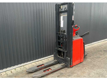 Stacker LINDE L14