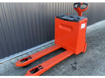 Pallet truck LINDE T16