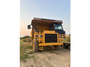 Dumper Caterpillar 769D: picture 2