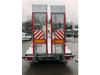 Low loader semi-trailer for transportation of heavy machinery 2 Axle Lowloader: picture 4