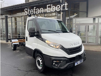 Box van IVECO Daily 35s14