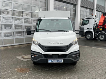 Flatbed van, Combi van Iveco Daily 50C18H A8 DoKa *AHK*Automatik*7-Sitze*: picture 2